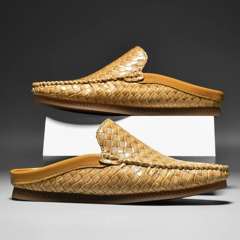 Elegantes sandalias de piel