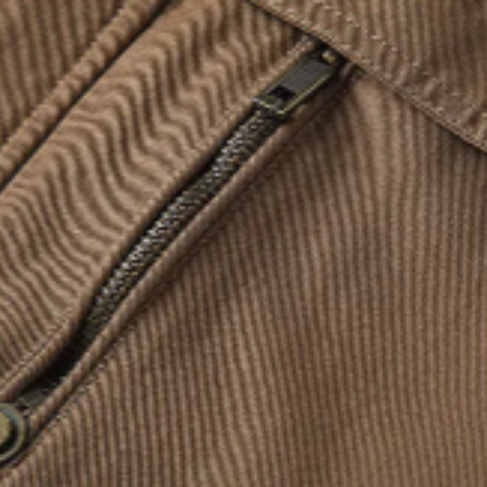 Elegante chaqueta de invierno cortaviento