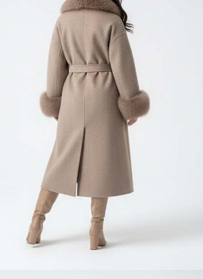 Brava – Abrigo Corto Nube de Invierno