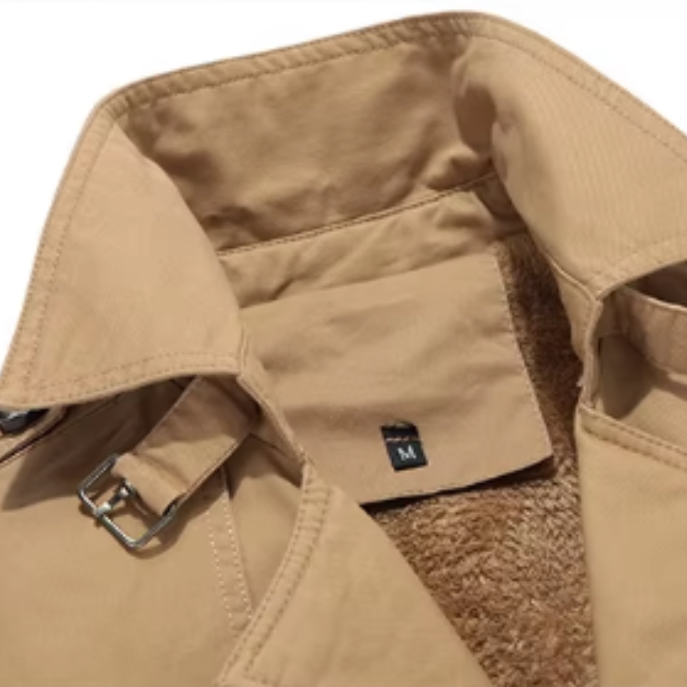 Elegante gabardina acolchada