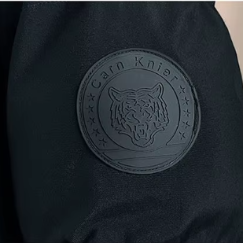 Elegante chaqueta cortaviento para hombre