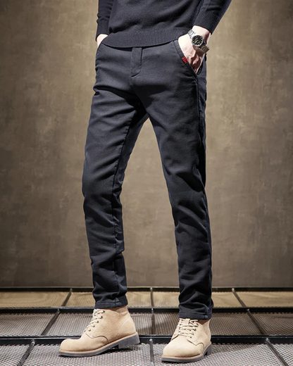 Pantalones casual slim fit