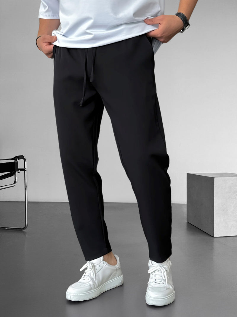 Elegantes pantalones ajustados con cordón