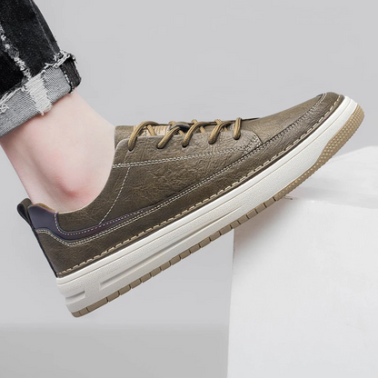 Zapatillas clásicas de piel