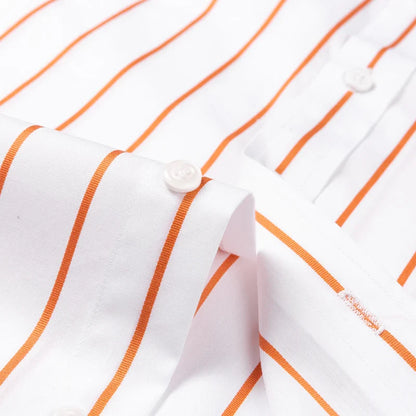 Elegante camisa de algodón a rayas