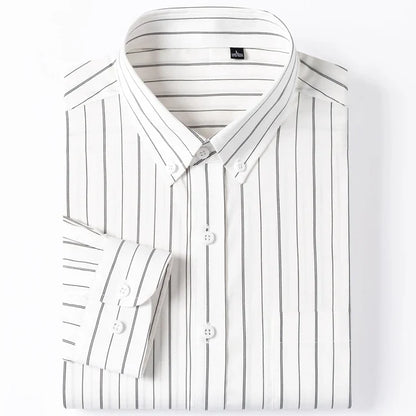 Elegante camisa de algodón a rayas