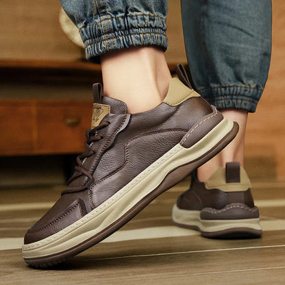 Zapatos de piel con suela alta