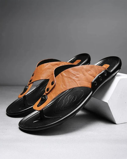 Elegantes sandalias de piel