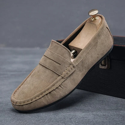 Mocasines ligeros de ante para hombre