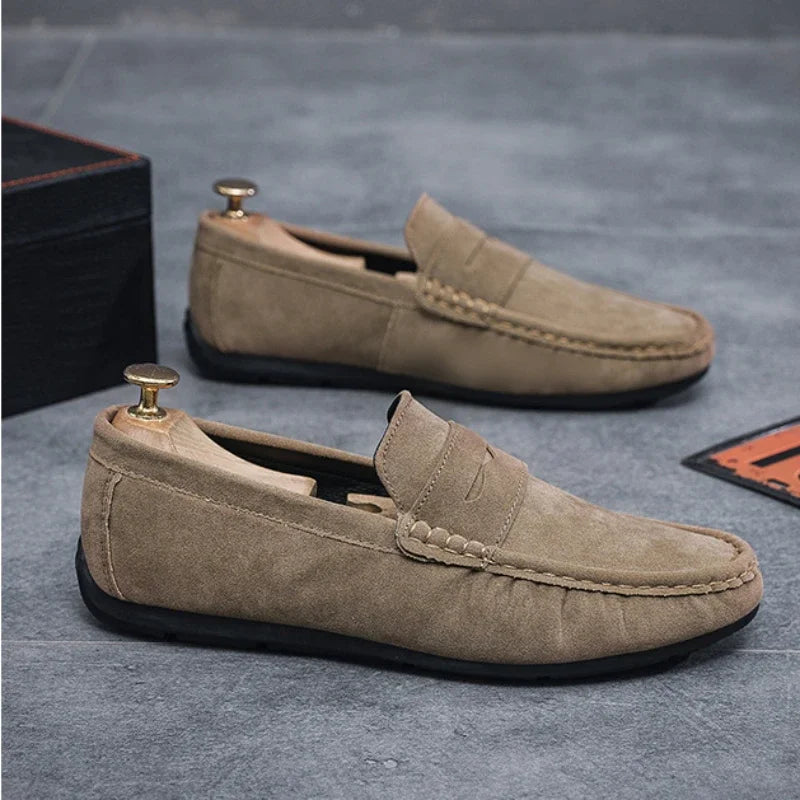 Mocasines ligeros de ante para hombre