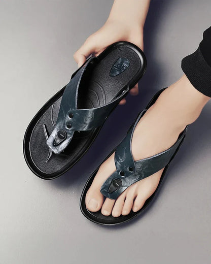 Elegantes sandalias de piel