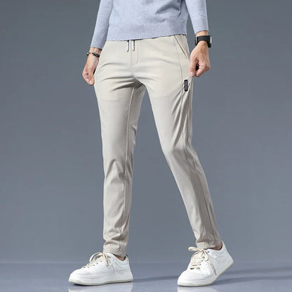 Elegantes pantalones slim fit