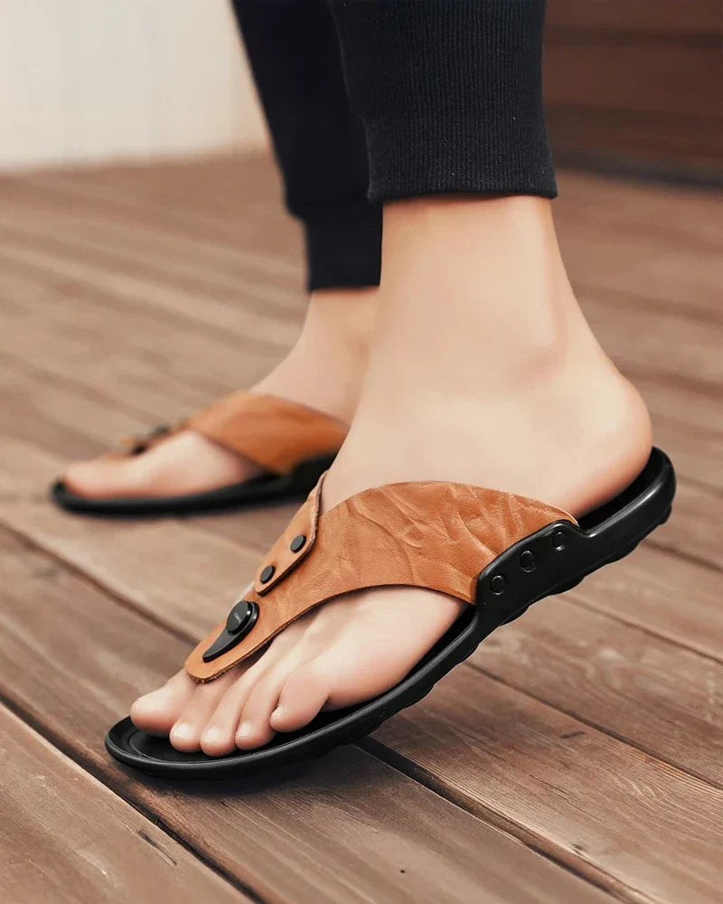 Elegantes sandalias de piel