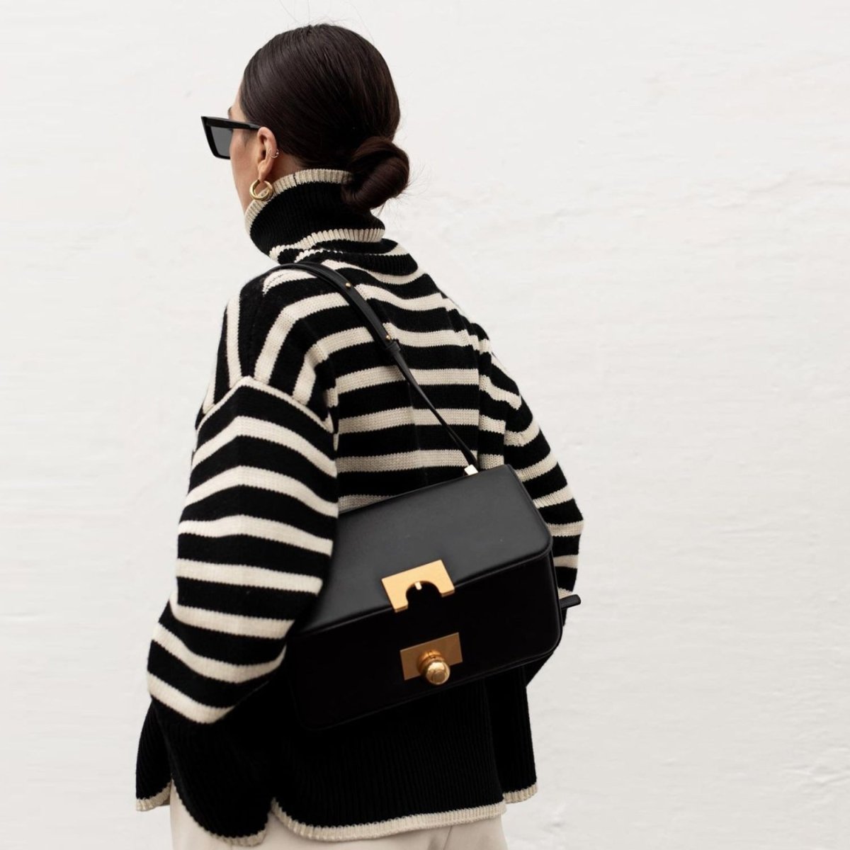 product_naBlusa extragrande de malla a rayas con cuello altome - Celia Brava